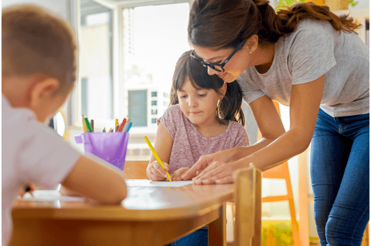 Top 5 Qualities Schools Look for in a Teaching Assistant